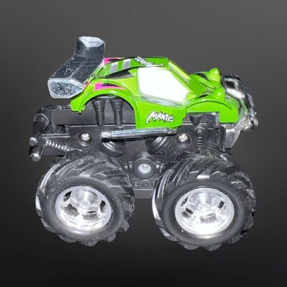 Vintage Ray Mantis Green Dune Buggy Friction Motor Car Plastic - Picture 4 of 6